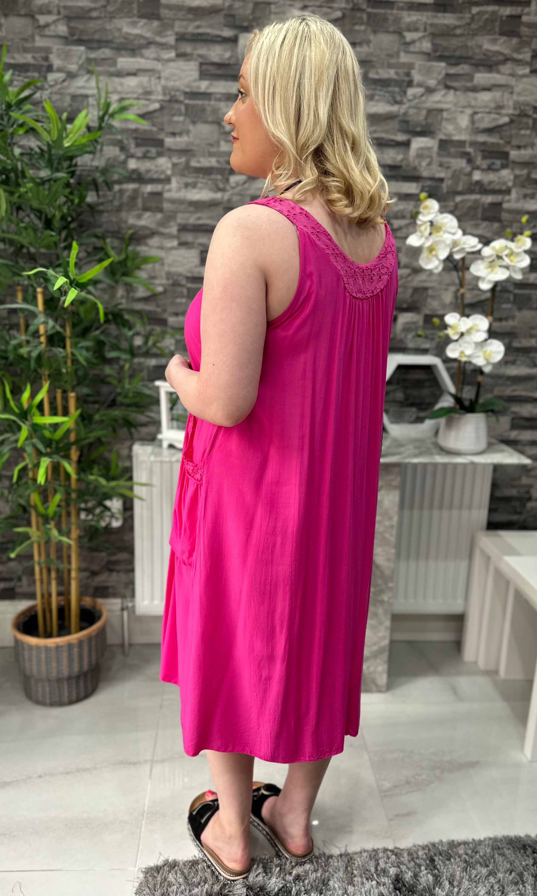Made In Italy Hannah Crotchet Detail Pocket Dress - Fuchsia
