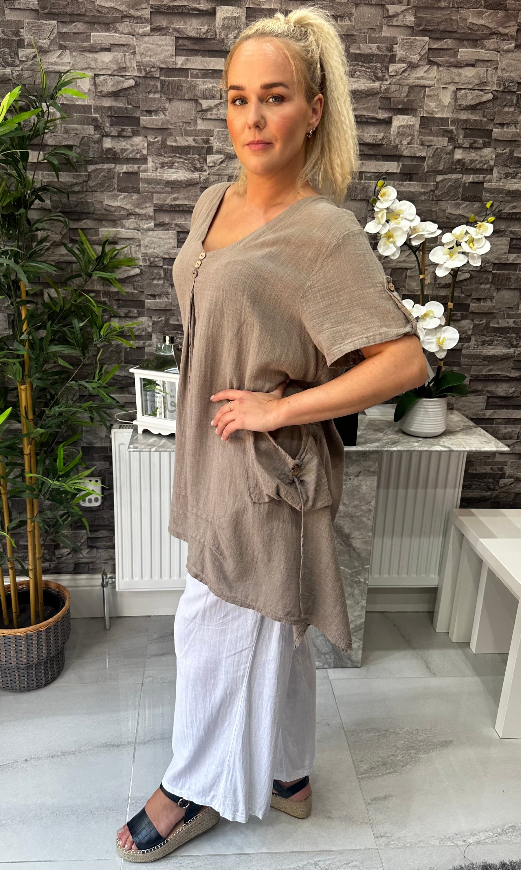 Made In Italy Tivoli Linen Pocket Tunic Top - Mocha