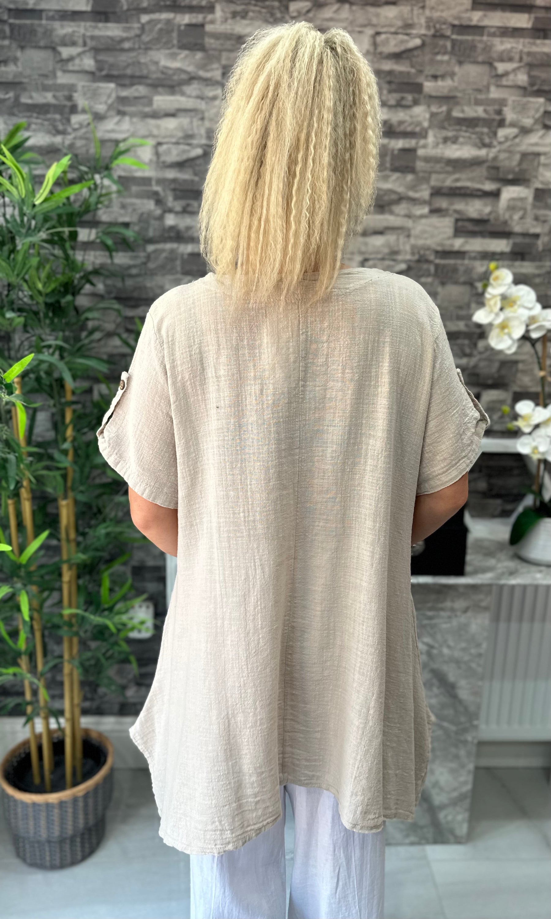 Made In Italy Tivoli Linen Pocket Tunic Top - Beige
