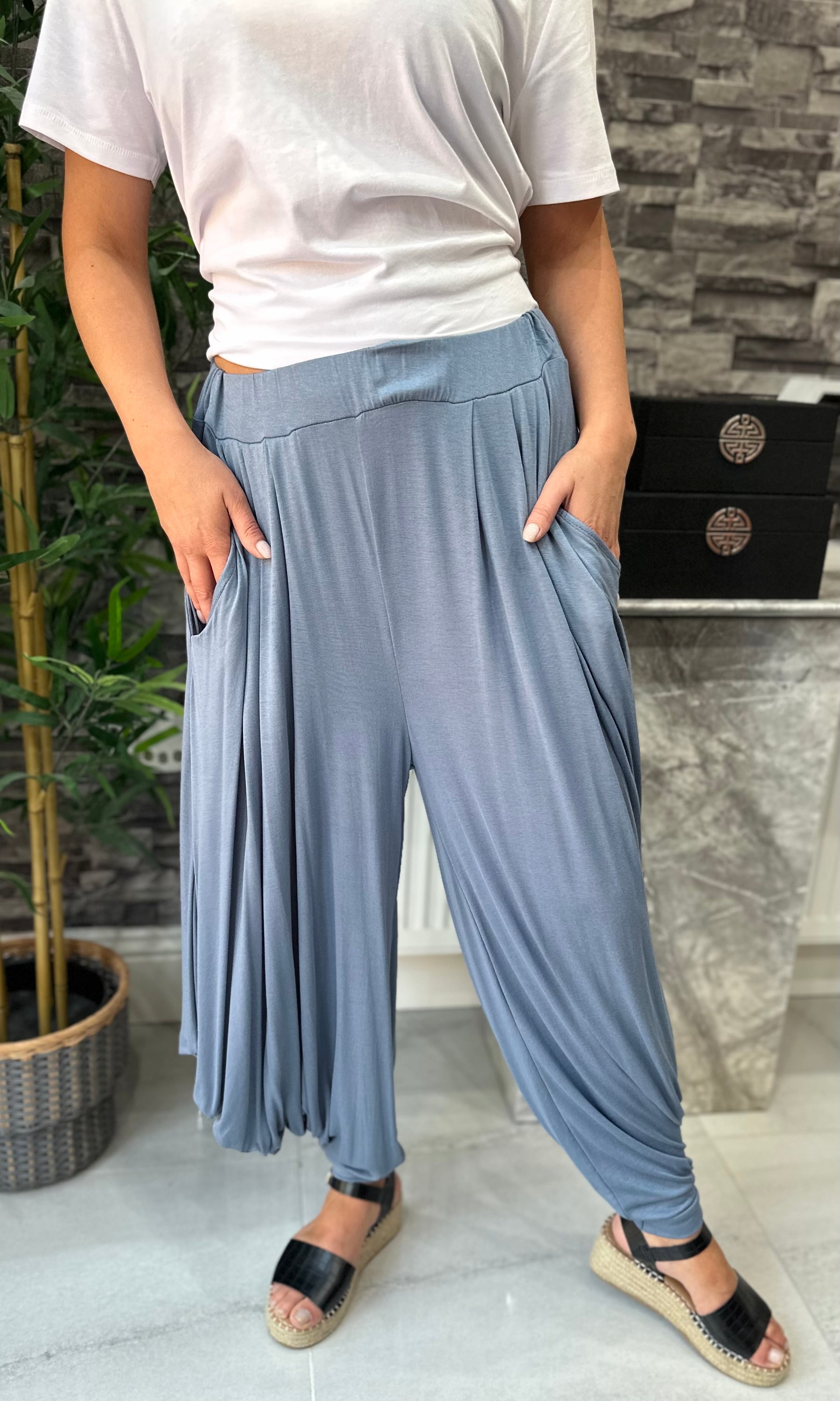 Made In Italy Kiera Harem Pants