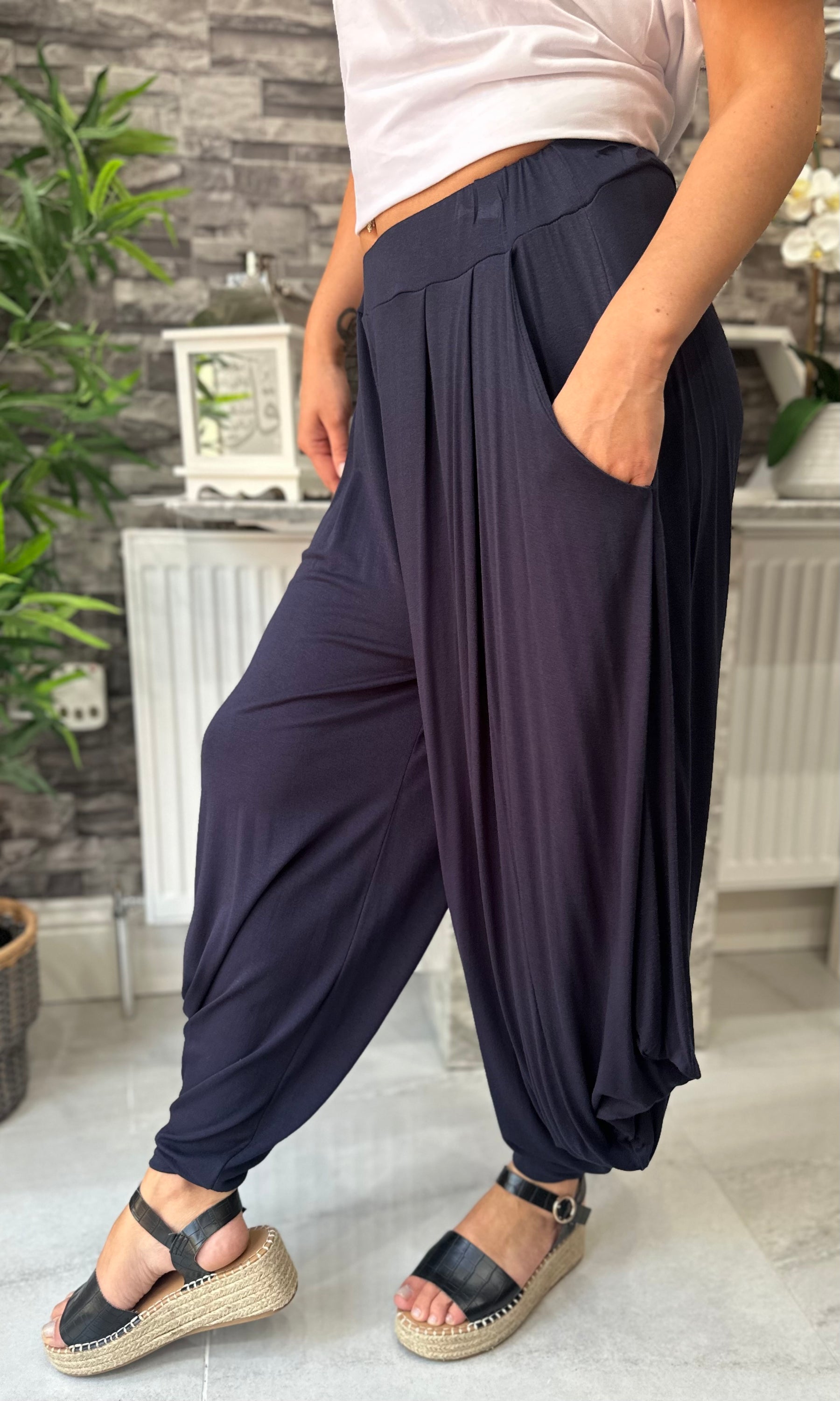 Made In Italy Kiera Harem Pants - Navy Blue