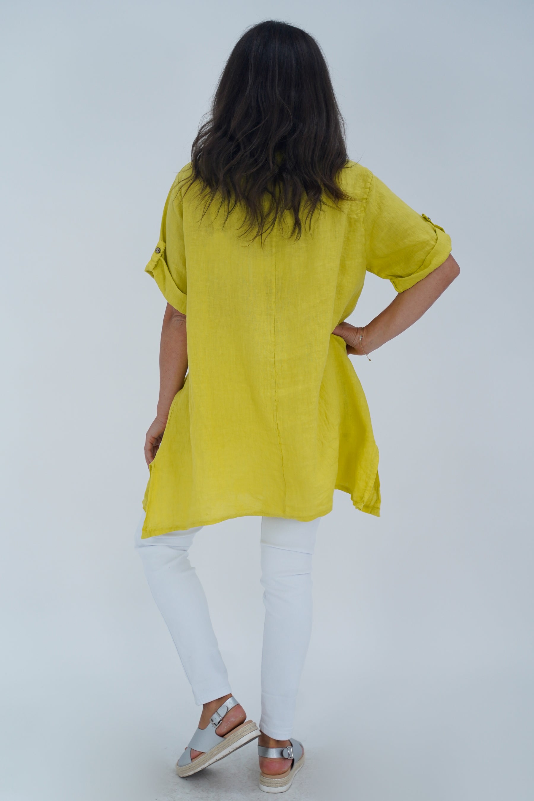 Made In Italy Venice Linen Pendant Tunic Top