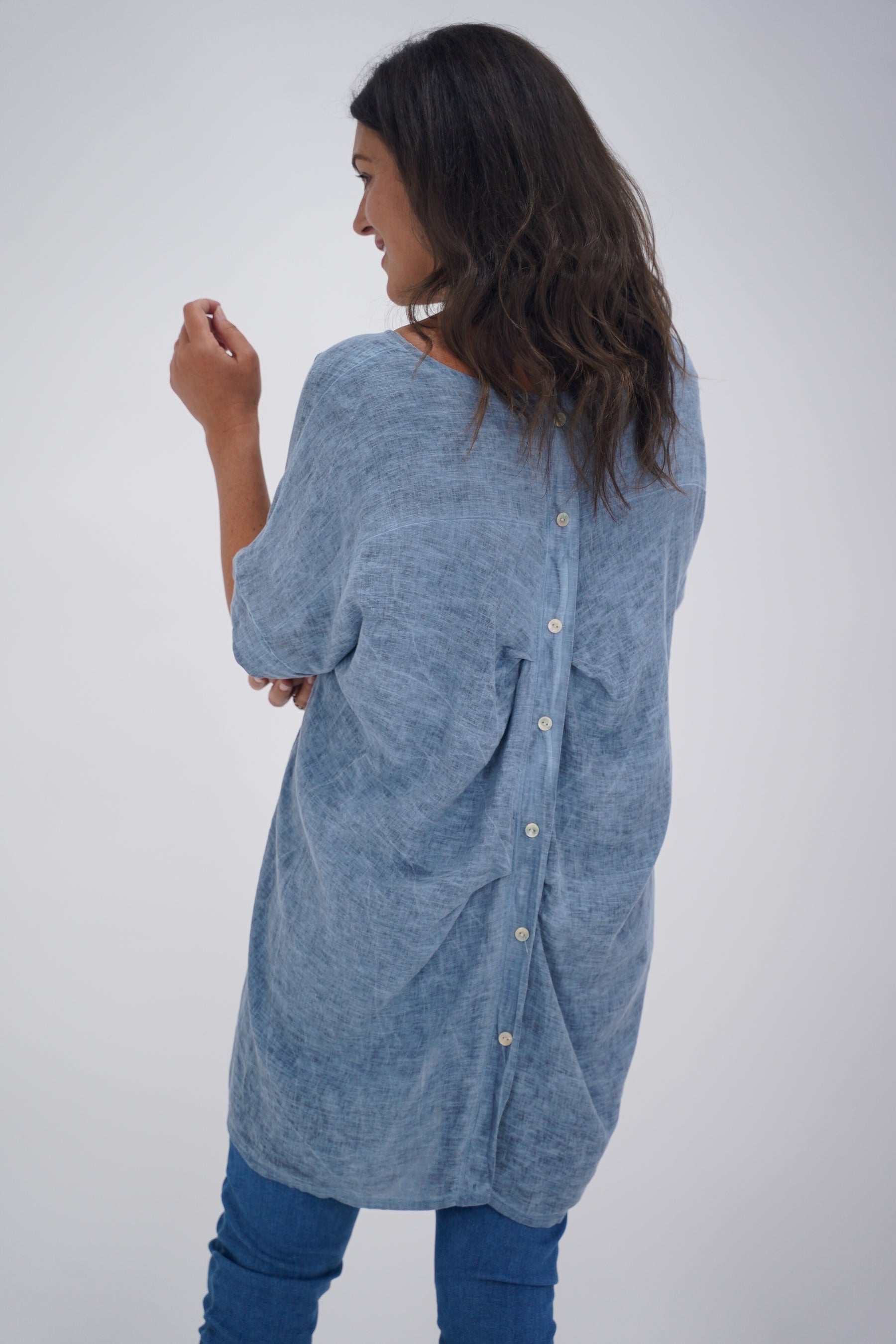 Made In Italy Ruby Button Back Linen Tunic Top