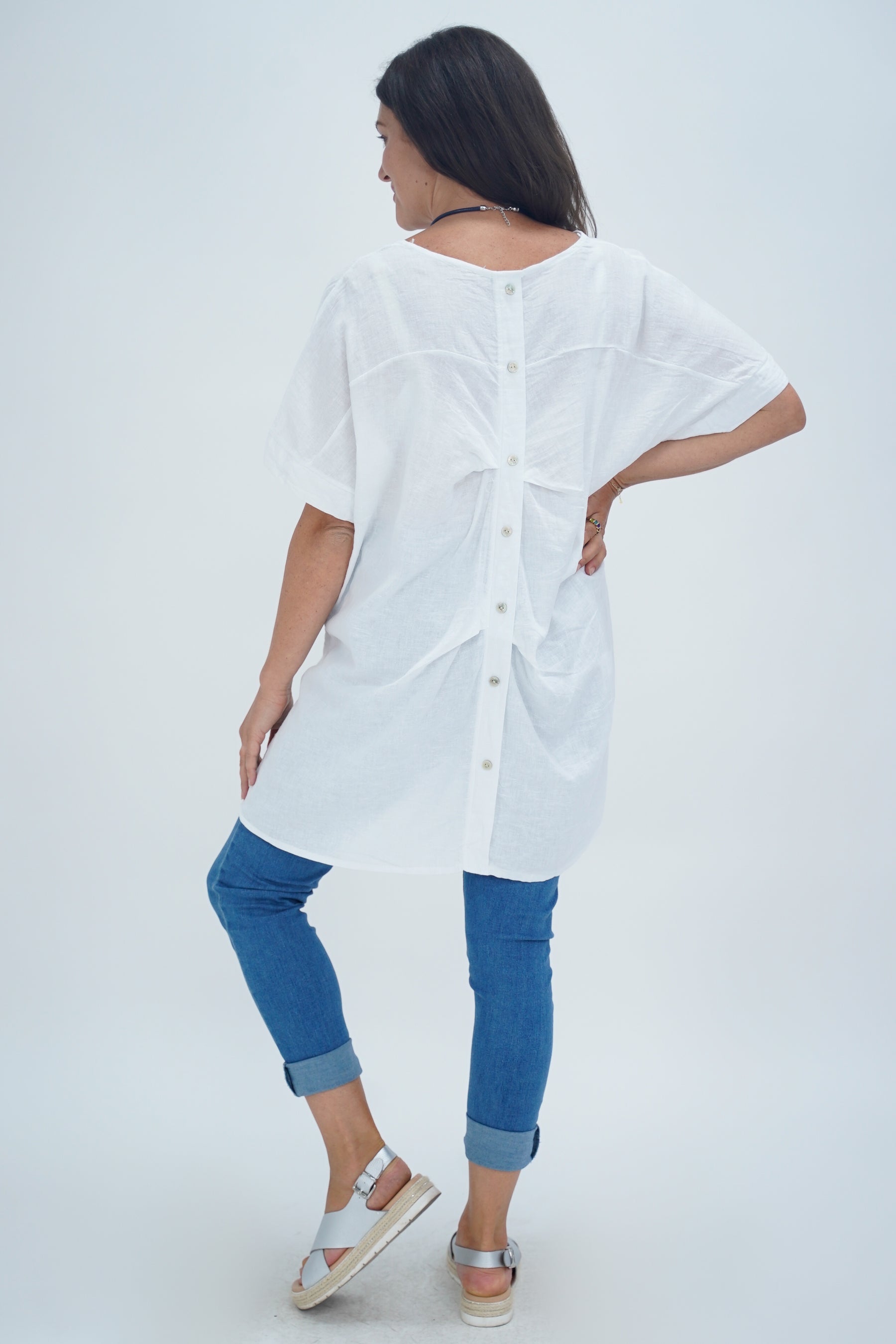 Made In Italy Ruby Button Back Linen Tunic Top