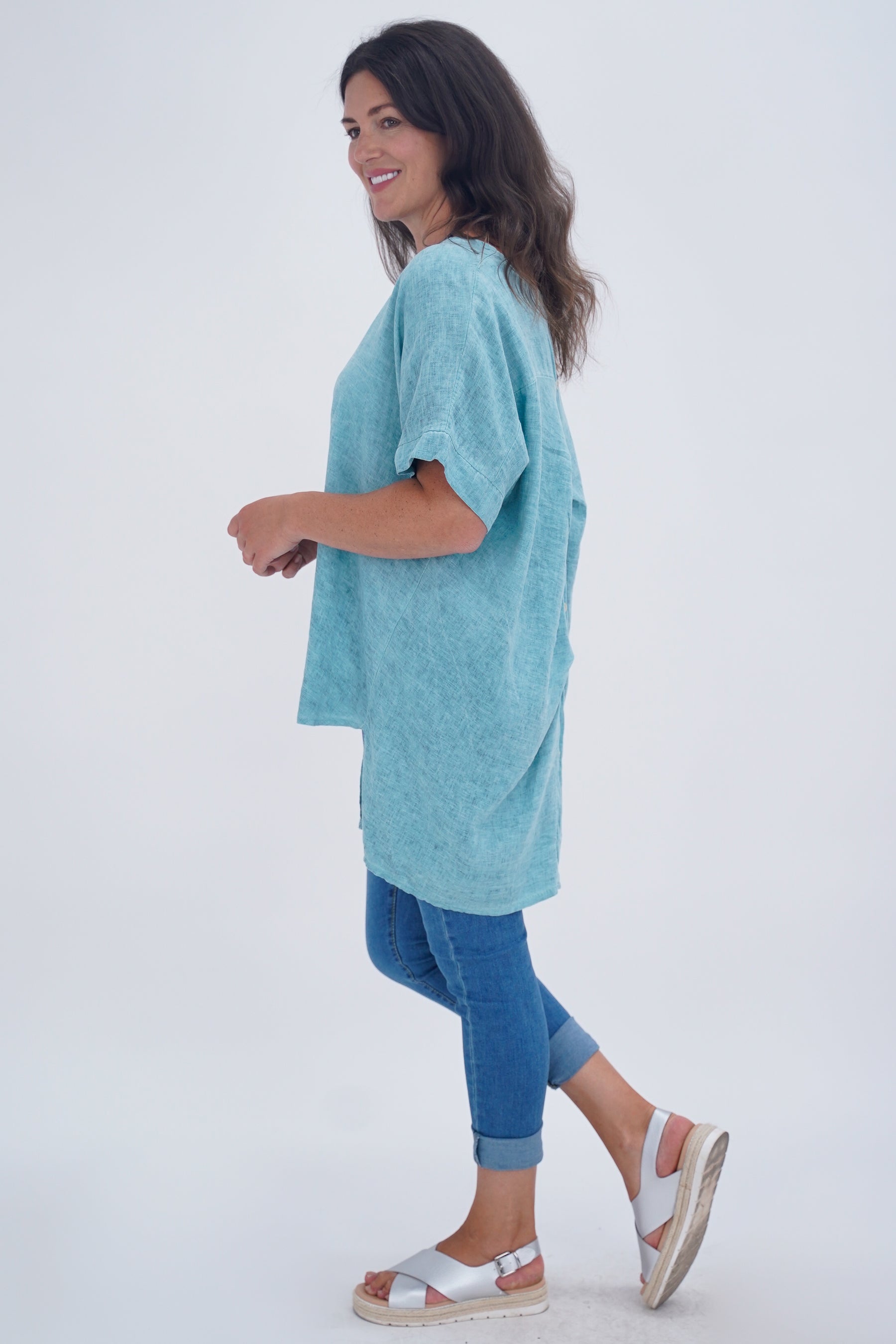 Made In Italy Ruby Button Back Linen Tunic Top