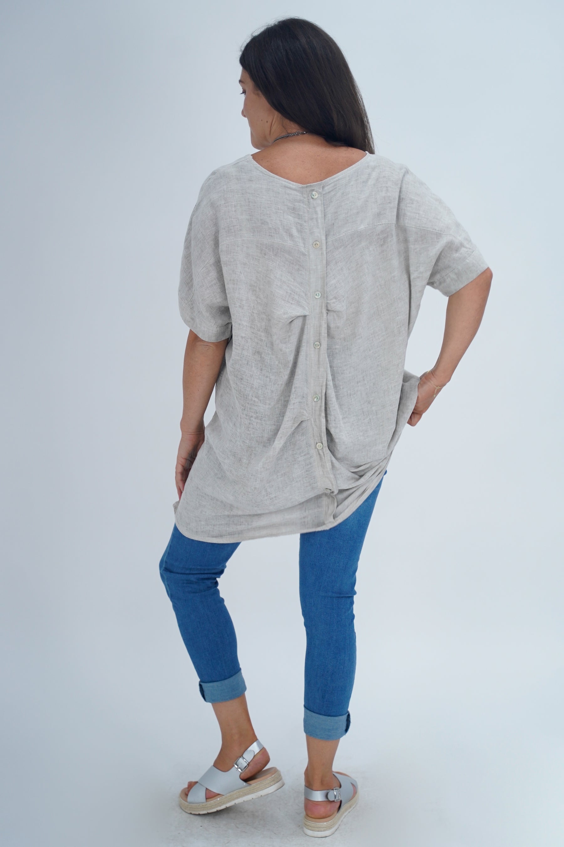 Made In Italy Ruby Button Back Linen Tunic Top