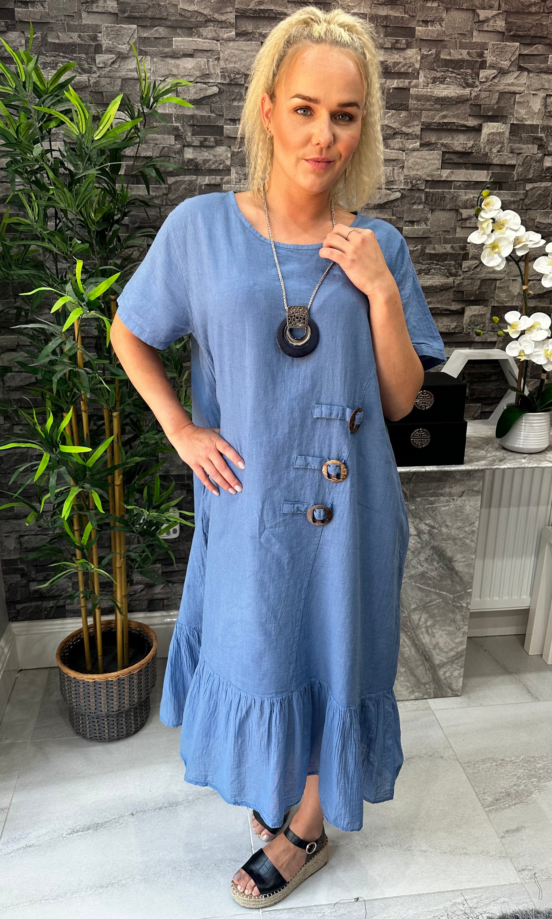 Made In Italy Freya Linen Pocket Dress Made In Italy Freya Linen Pocket Dress