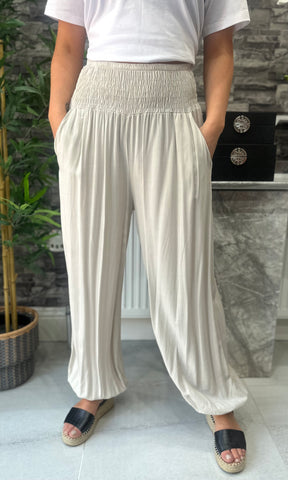 Made In Italy Tina Harem Pants - Beige